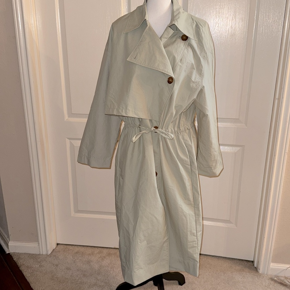 H&M - NEW Light Green Trench Coat - Size Medium